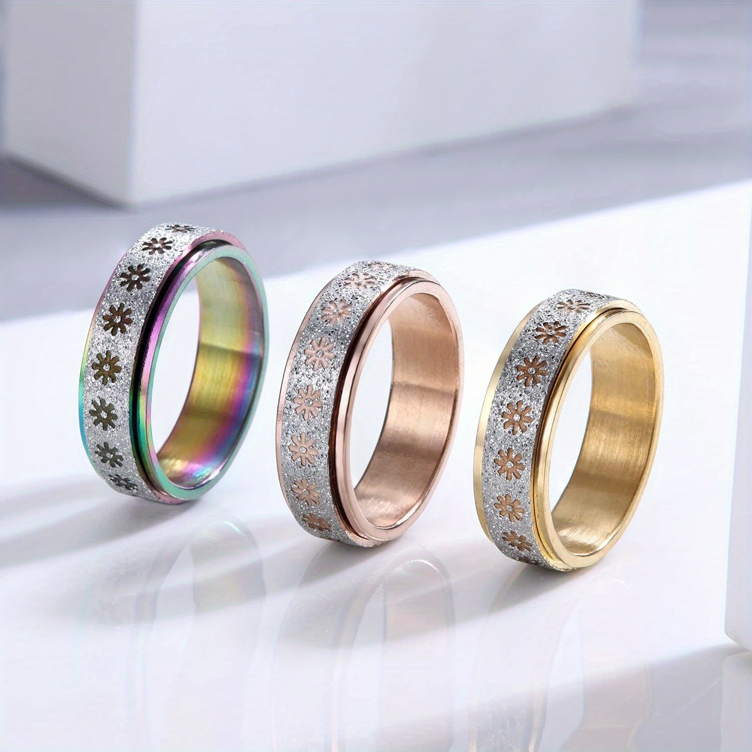 3pcs Fidget Ring Anxiety Ring for Men Women 316L Stainless Steel Spinner Rings for Anxiety Golden/Rose Golden/Rainbow Flower Relieving Anxiety Ring Sets