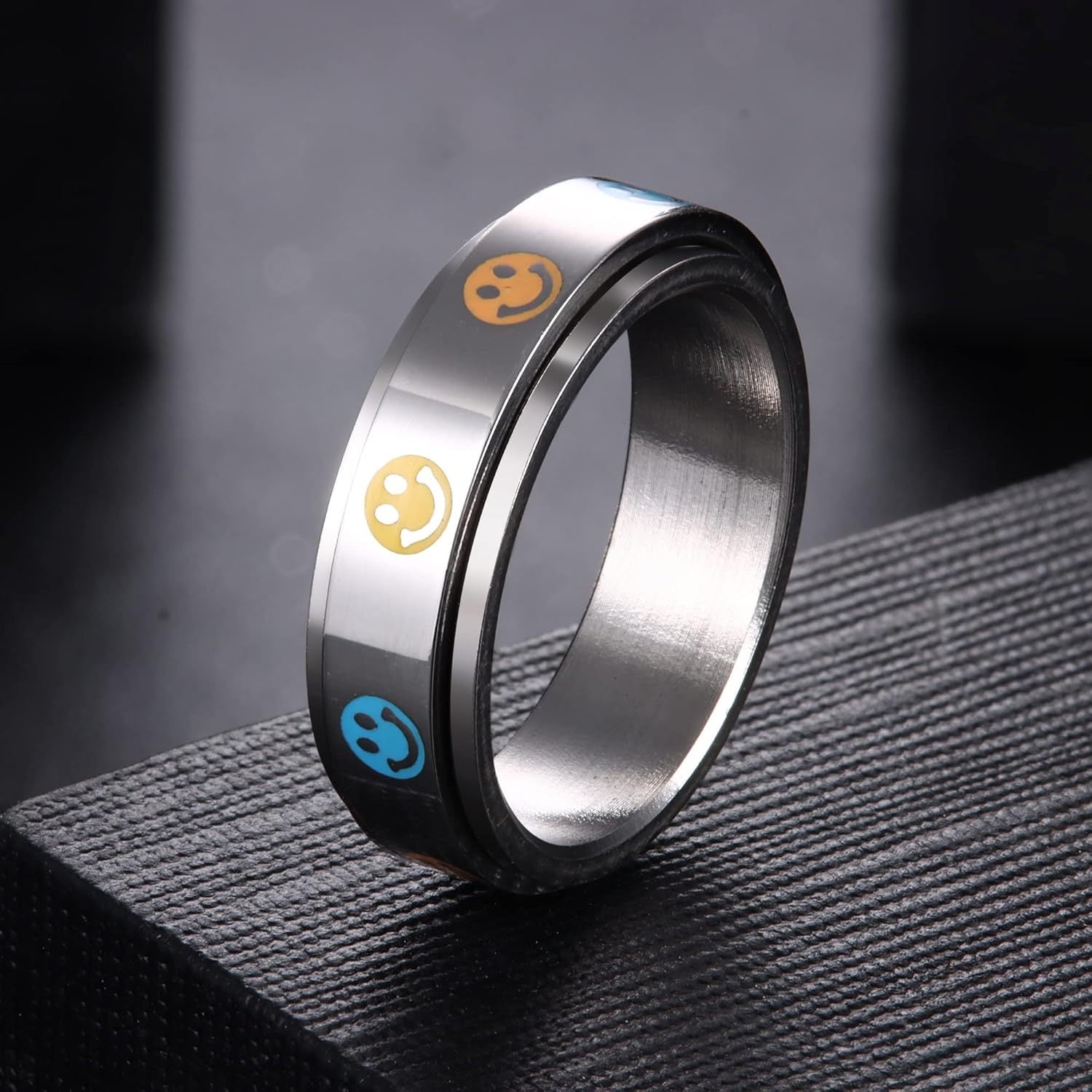 [Stress Relieving Spinner Ring] 316L Stainless Steel Spinner Ring | 1pc Anxiety Fidget Band Ring for Men & Teenagers, Stress Relieving Flower Happy Face Ring